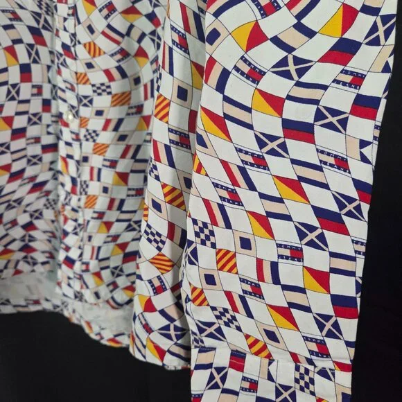NWT Tommy Jeans Shirt Mens Small White Archive Flag Print  Skate Fit Skateboard - Picture 5 of 7